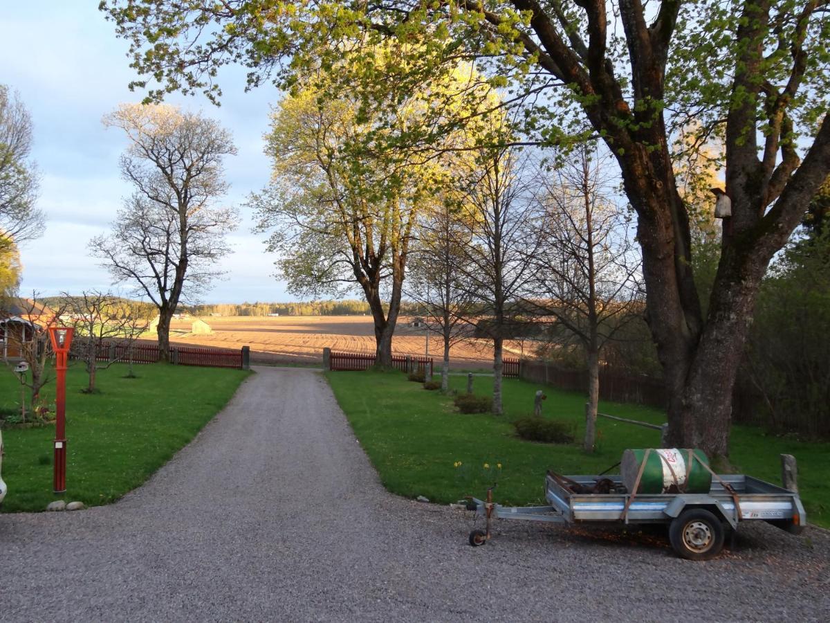 Röda stugan Hedemora Bagian luar foto